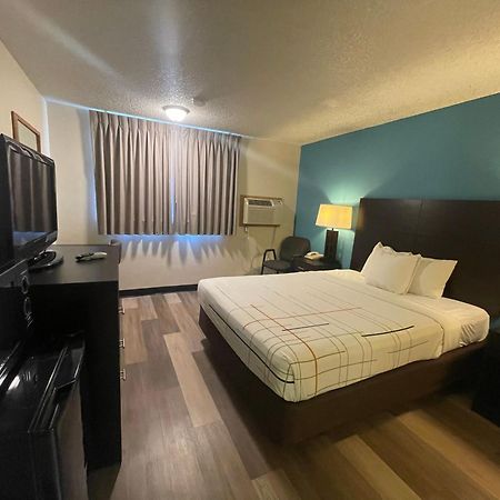 Brentwood Inn קלינטון מראה חיצוני תמונה