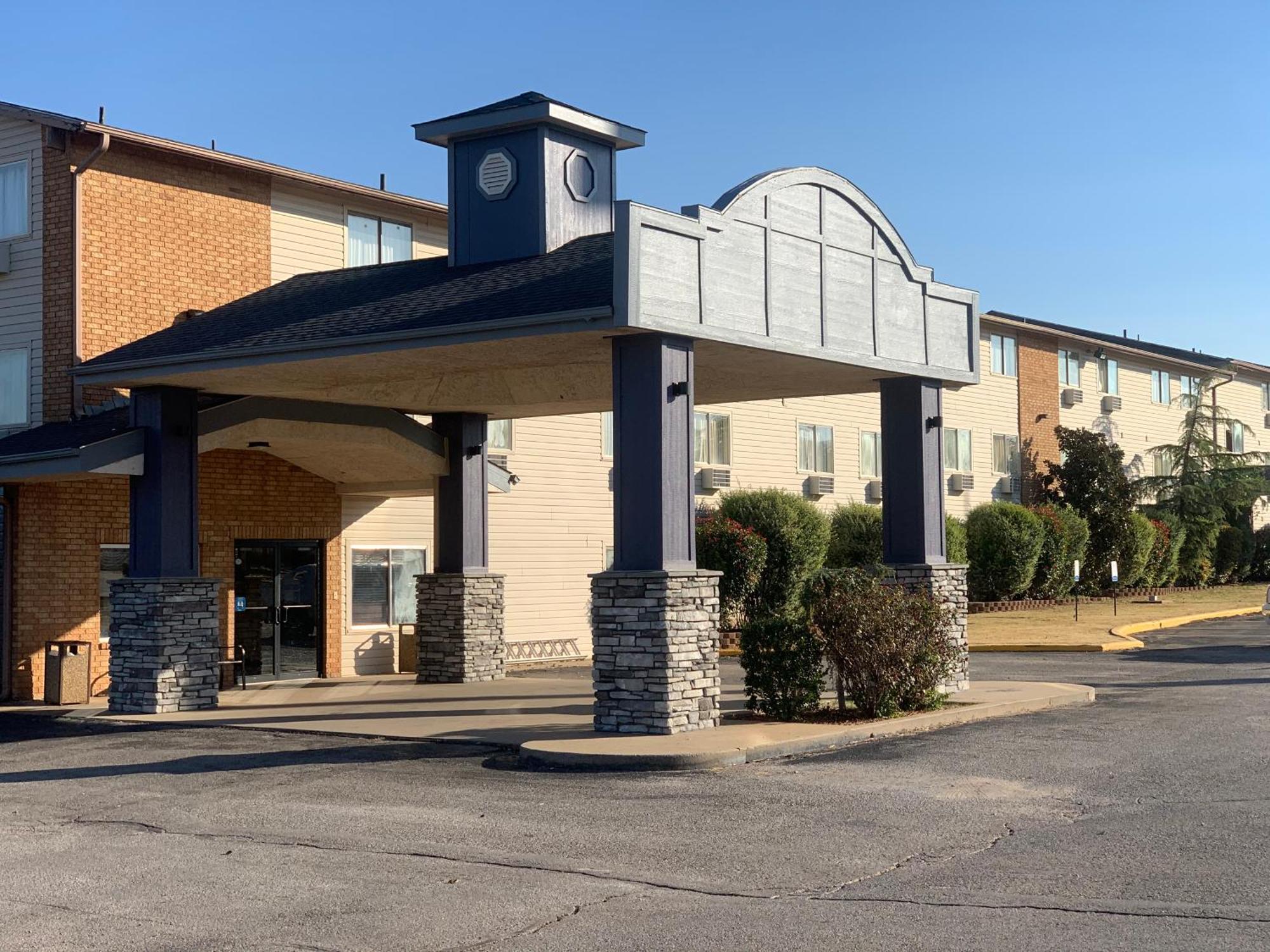 Brentwood Inn קלינטון מראה חיצוני תמונה