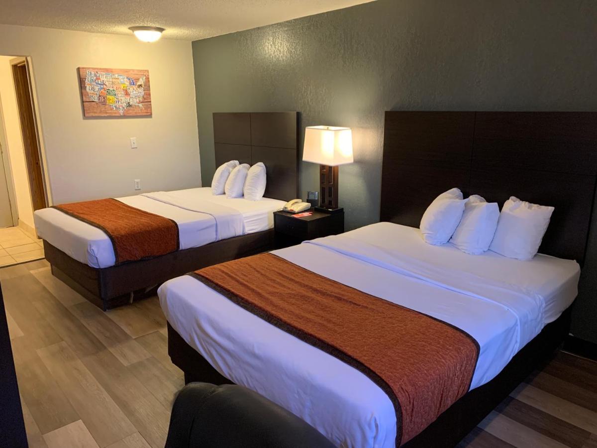 Brentwood Inn קלינטון מראה חיצוני תמונה